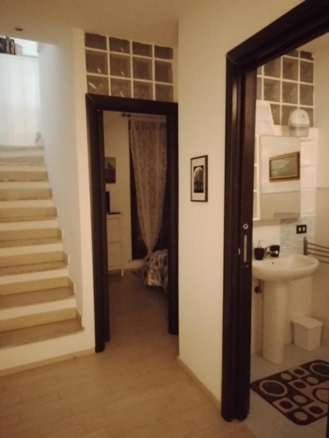 La Casa Dei Libri Villa Sutri Luaran gambar